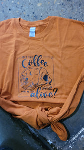 Does this coffee.. | Skull | T-shirt